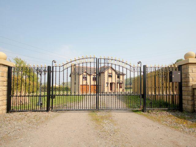 Milnholm Manor Apartment Falkirk Bagian luar foto